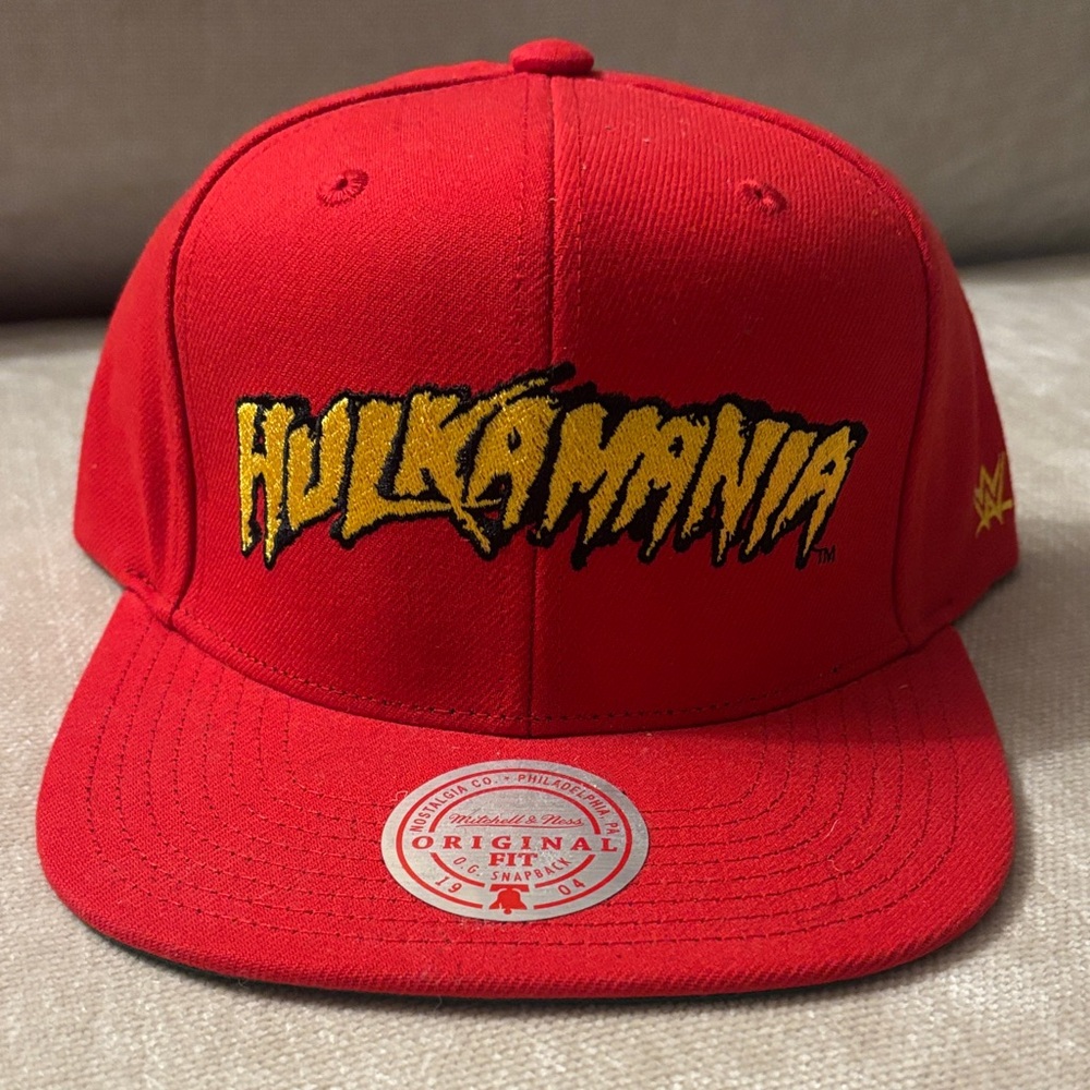 Mitchell & Ness Red Hulkamania hulk hogan Snapback adjustable hat red WWE WWF